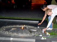 Астраханские энергетики зажгли свечу памяти